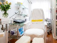 Les Mona Kosmetik Behandlungszimmer